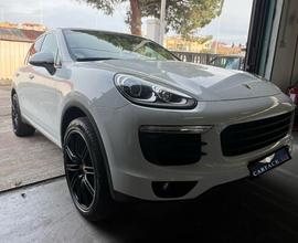 Porsche Cayenne 3.0 Diesel 236CV - 2017