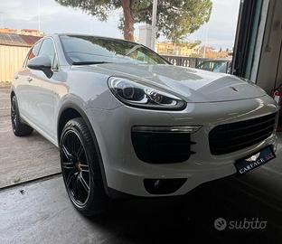 Porsche Cayenne 3.0 Diesel 236CV - 2017