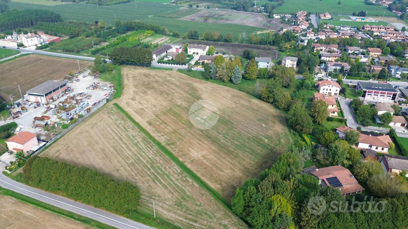 TERRENO A CASALROMANO - Vista 2