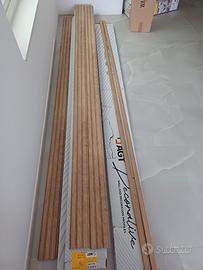 Boiserie. rivestimento parete legno