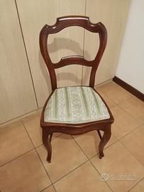 Sedie imbottite antiche e restaurate