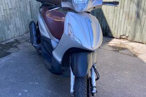 Beverly 350 Sport Touring ABS