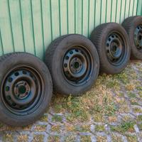 4 cerchi + gomme invernali Ford Focus I, 4x100
