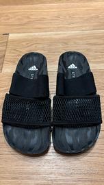 Stella Mccartney x Adidas Sandali bassi 25€