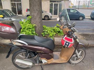scooter Honda sh150i