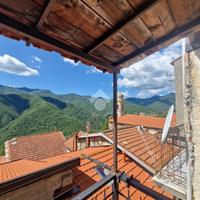 4 LOCALI A MOLINI DI TRIORA