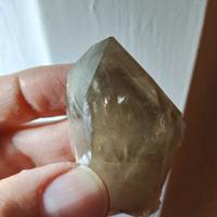 Quarzo fumè con fantasma