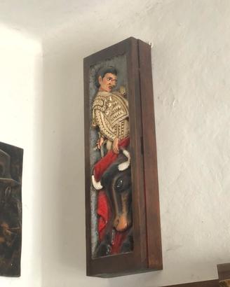 2 Cantinette in legno scolpito