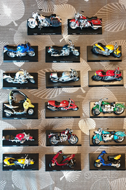 Maisto modellini moto scala 1:18