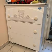 Cameretta Pali  lettino cassettiera