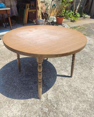 Tavolo rotondo 100% in legno