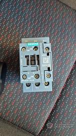 Contattore  simens 3RT2028-1AL20