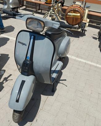 Piaggio Vespa 50 Special