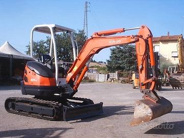 Miniescavatore usato KUBOTA U25.3