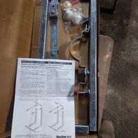 staffe fissaggio wc sospeso. 