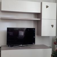 Camera da letto e soggiorno completo di madia