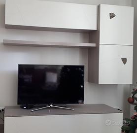 Camera da letto e soggiorno completo di madia