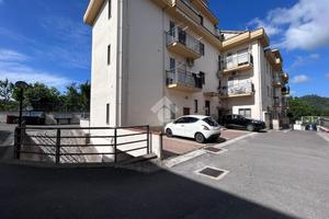 2 LOCALI A FISCIANO