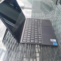 Lenovo DUET 5 tablet c/ tastiera