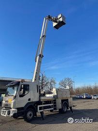 Piattaforma -PARI AL NUOVOO 30 MILA KM -OK PERMUTE