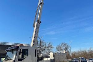 Piattaforma -PARI AL NUOVOO 30 MILA KM -OK PERMUTE