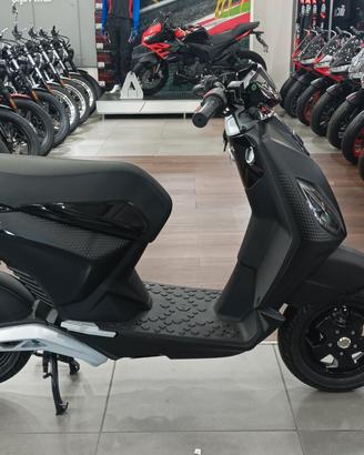 Piaggio 1 Active