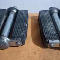 pedali piaggio ..epoca.