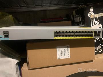 switch cisco 2960L 24 Porte gigabit poe plus(30w)