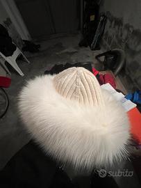 Cappello cn pelliccia PRADA