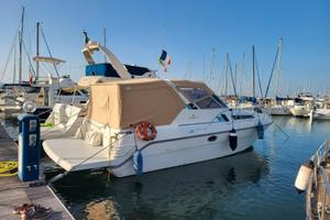 Barca Cranchi 32 cruiser