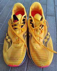 Saucony Endorphin Pro 2 (piastra in carbonio)