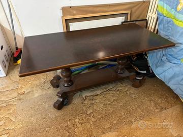 Tavolino in legno da sala, tè, caffè, bar. VINTAGE