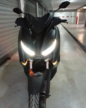 Yamaha x-max 300 iron max 7000km nuovo
