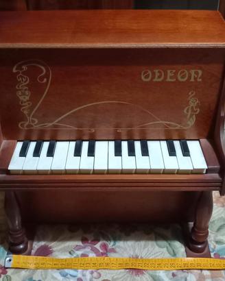 Pianola giocattolo in legno Odeon