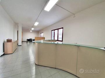 Immobile di 108 m² con 2 locali a Torri di Quartes