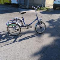 Bicicletta a tre ruote