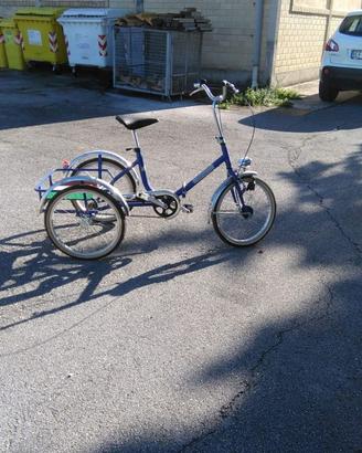 Bicicletta a tre ruote