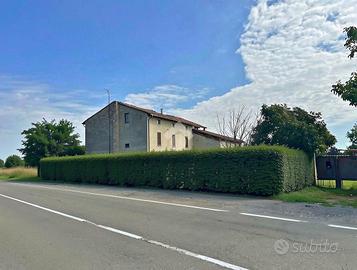 CASA INDIPENDENTE A ROCCABIANCA