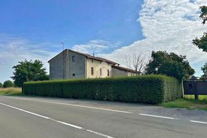 CASA INDIPENDENTE A ROCCABIANCA