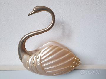 Cigno decorativo elegante in ottone con strass