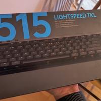 2 tastiere - 1 monitor - 1 mouse 