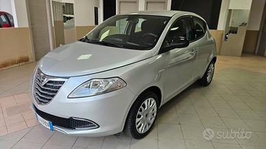 Lancia Ypsilon 1.2 69 CV 5 porte Elefantino