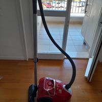 Aspirapolvere Rowenta Compact Power.