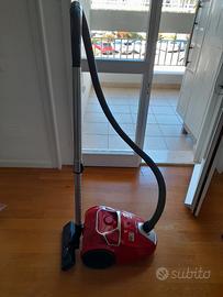 Aspirapolvere Rowenta Compact Power.