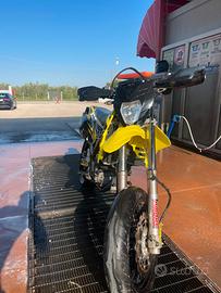 Suzuki drz 400 sm motard