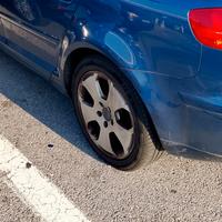 treno gomme audi A3 con cerchi in lega e kit 