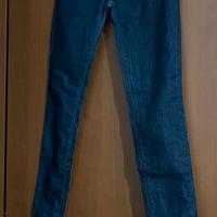 3 Pantaloni jeans