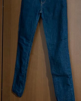 3 Pantaloni jeans