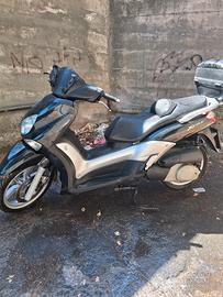 scuter jamaha 250 x siti