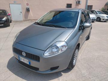 Fiat Grande Punto 1.2 65cv benzina Neopatentati 